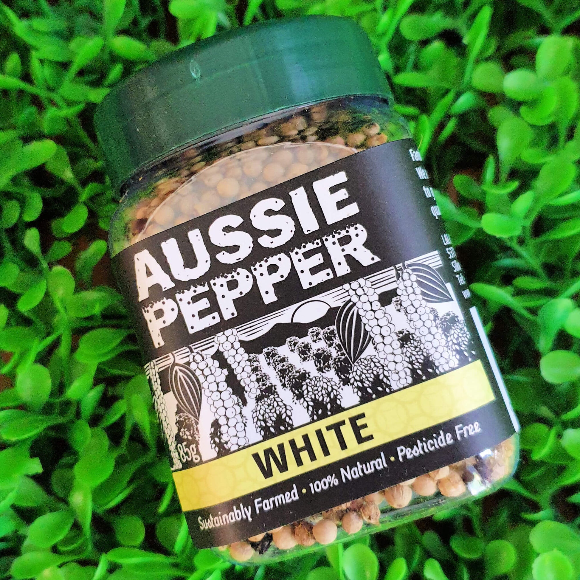 White Aussie Pepper Whole - Far North Plantations